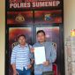 Sekretaris dan anggota IWO Sumenep usai laporan di Polres Sumenep 