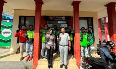 Polantas Menyapa, Satlantas Polres Sumenep dan Jasa Raharja Sosialisasikan Aplikasi JRku kepada Pengemudi Ojol
